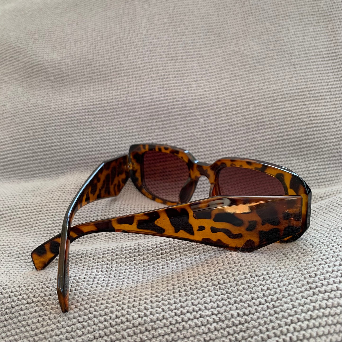 Sun glasses